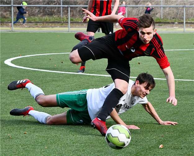 Um jeden Ball wurde hart gekämpft.