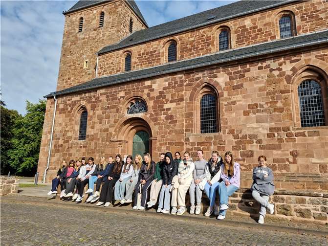 Umgeben von der malerischen Landschaft der Eifel, bot die Jugendherberge den perfekten Rahmen für den intensiven Austausch abseits des Trainings. Quelle: Stadtgarde Meckenheim