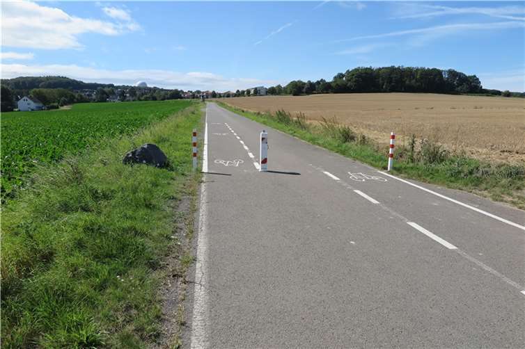 Unbekannte haben die Schranke gänzlich abgebrochen. Fotos: Gemeinde Wachtberg/dw