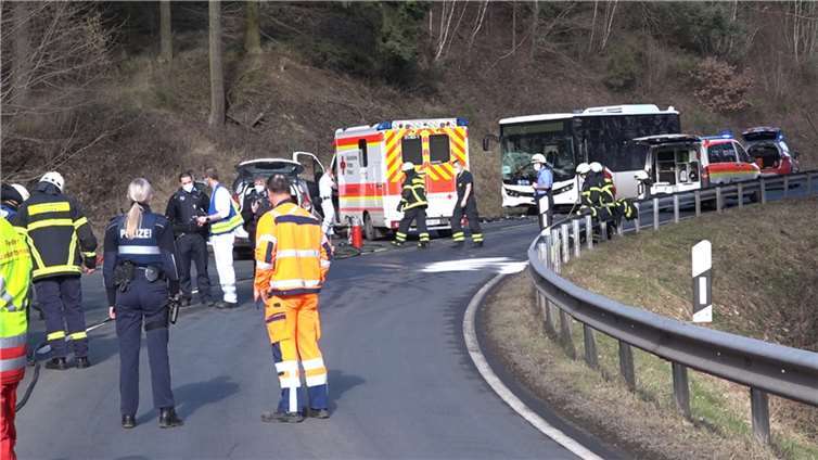 Unfallstelle auf der B258 in Richtung Kürrenberg.  Foto: WinklerTV