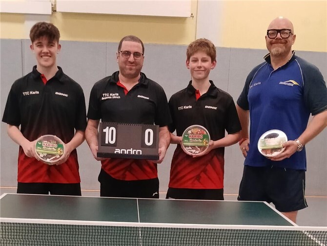 Ungeschlagener Herbstmeister ist die 7. Mannschaft (v. r.) Martin Kallweitt, Lukas Powelz, Benjamin Ullrich und Jakob Kretzer. Foto: Christiane Böttcher