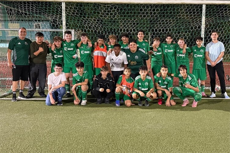 Unsere C-Junioren nach ihrem erfolgreichen Spiel