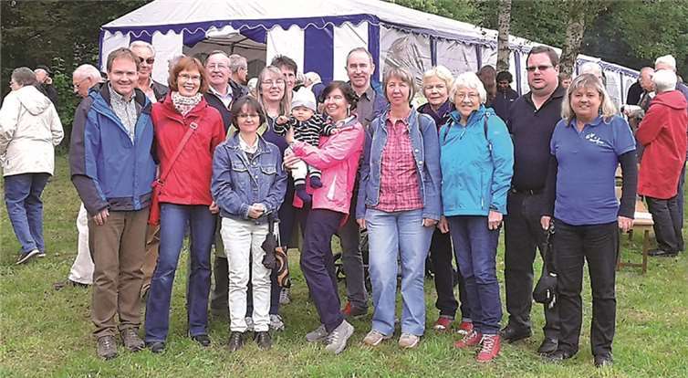 Unsere kleine Wandergruppe am „Schau ins Land“. privat