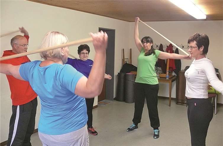 Unter Anleitung der Trainerin Nina Klein trifft sich die Gruppe regelmäßig mittwochs von 19 bis 20 Uhr im Dorfgemeinschaftshaus Hanroth.privat