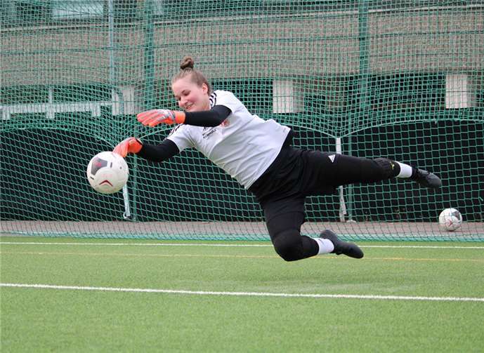 Unter Berücksichtigung von Auflagen und Hygienevorschriften kann das Training beim SC 13 wieder stattfinden.