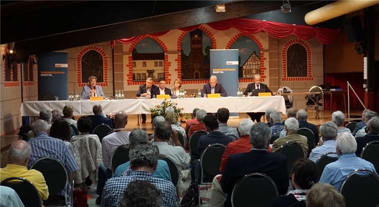 Unter Einhaltung der Corona-Bestimmungen waren rund 80 Personen bei der Versammlung. Foto: privat