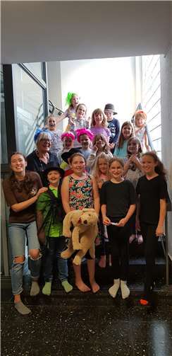 Unter dem Leitgedanken „Kreativität und Umweltschutz vereint durch Upcycling“ verbrachten 18 Kinder im Alter von sechs bis elf Jahren eine abwechslungsreiche erste Sommerferienwoche in der Katholischen Familienbildungsstätte Andernach. Foto: Nicole Klein