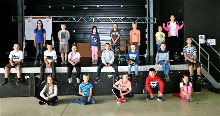 Unter dem Motto „Wasser und mehr“ haben Andernacher Grundschulkinder eine interessante Woche während des Ferienprogramms des Jugendzentrums erlebt. Foto: Georg Schuch