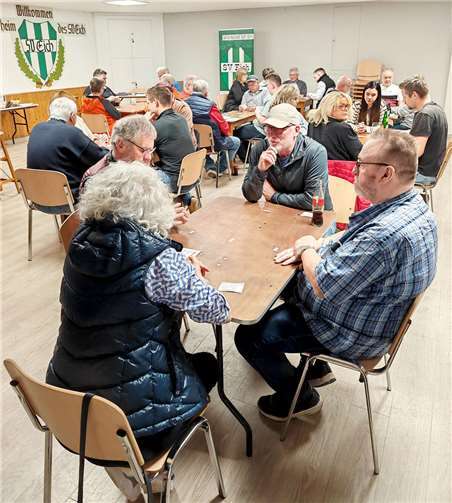 Unter dem Motto „Wir strömen in den Frühling“ fanden sich 31 Teilnehmerinnen und Teilnehmer aus der Region und darüber hinaus ein, um in geselliger Runde um Punkte, Preise und die Strömerehre zu spielen. Foto: privat