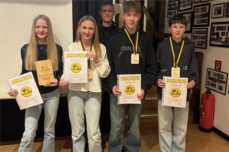 Unter den 23 geehrten Athletinnen und Athleten des VfL Waldbreitbach sind auch junge Nachwuchssportler vertreten. 