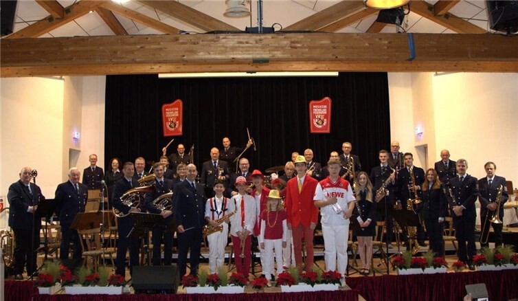 Musikzug der Feuerwehr Leubsdorf lädt zum Herbstkonzert ein Unter der Leitung von Dominik Arz präsentieren der Musikzug und seine Jugendband Feier-Brass ein abwechslungsreiches Programm.  Foto: privat