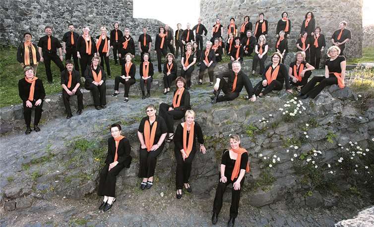 Unter der Leitung von Guido Nisius möchte „CHORios“ auf das Fest der Feste einstimmen.  privat