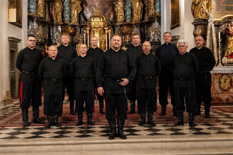 Unter der Leitung von Wanja Hlibka gastiert der berühmte Chor am 08. November in der Laurentius Kirche in Ahrweiler.