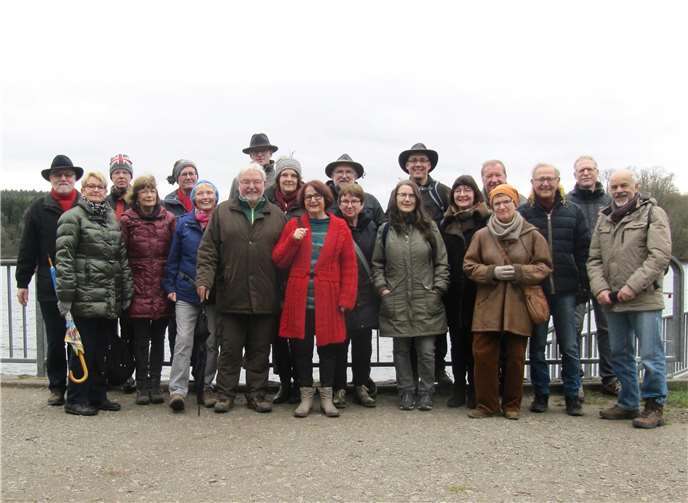 Unter der fachkundigen Führung von Andrea Kaminski ging es rund um die Steinbach-Talsperre.privat