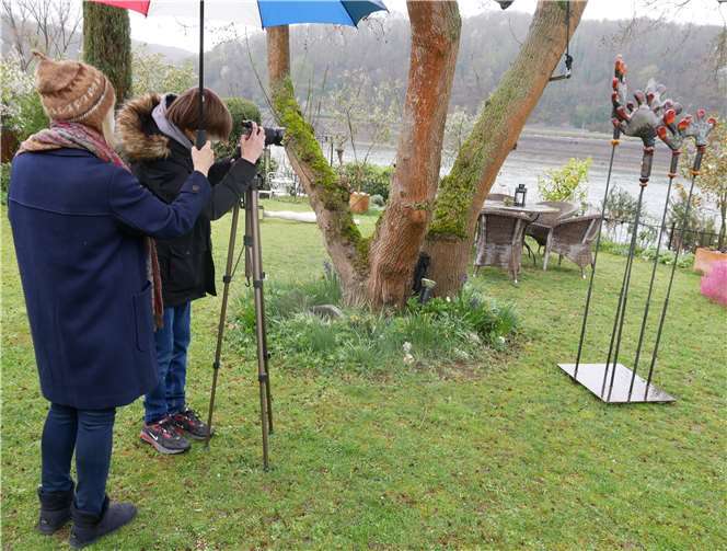 Unter kundiger Anleitung wurde ein aufwendiges Video der Werke produziert, das unter www.kunstvereinunkel.de angesehen werden kann.