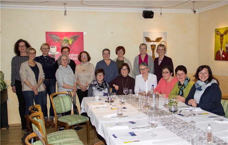 Unternehmerfrauen im Handwerk im Hotel Waldfürst in Kaisersesch.privat