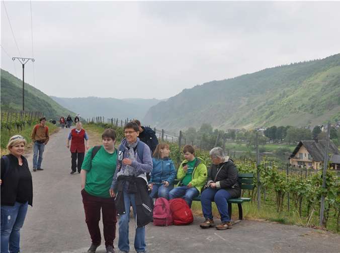 Unterwegs wurden die Möglichkeiten zur Rast und für Gespräche genutzt.