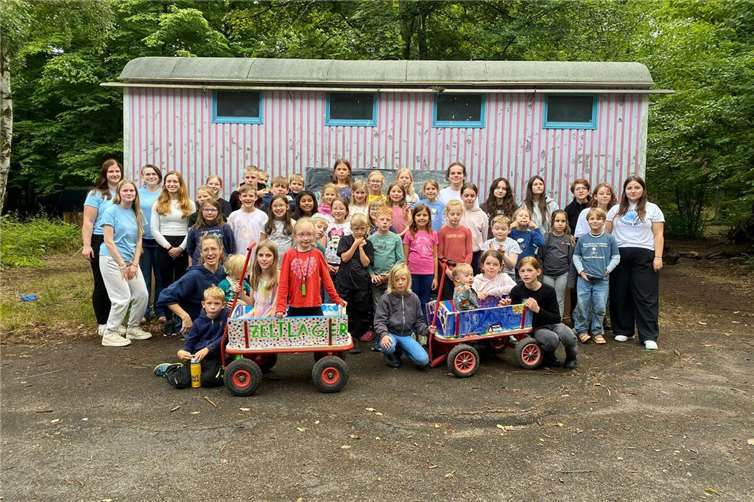 Unvergessliche Ferien: Kinder erleben buntes Abenteuer im Zeltlager. Foto: DJK Königsfeld