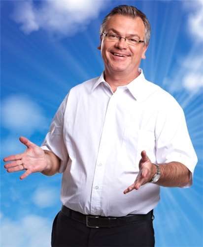 Unverzichtbare Alltagsweisheiten - damit trumpft Jürgen B. Hausmannin seinem aktuellen Programm „Wie jeht et?“ – „Et jeht!“ Privat