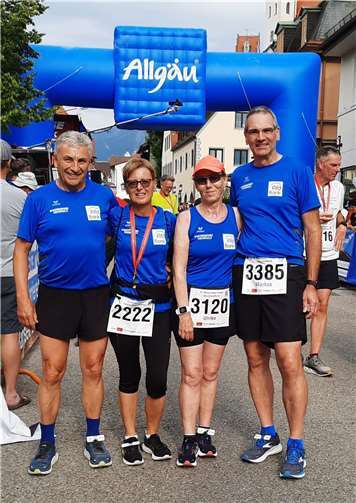 Urlaubsbeginn mit Wettkampf bei den Füssener Lauftagen (v.l. Klaus Jahnz, Elisabeth Waldorf, Ulrike Große und Markus Wolscht).  Foto: privat