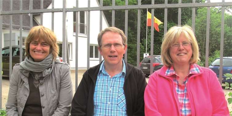Uta Stammerjohann, Detlef Stammerjohann und Dr. Ute Stuhlträger-Fatehpour (v. r.). PS