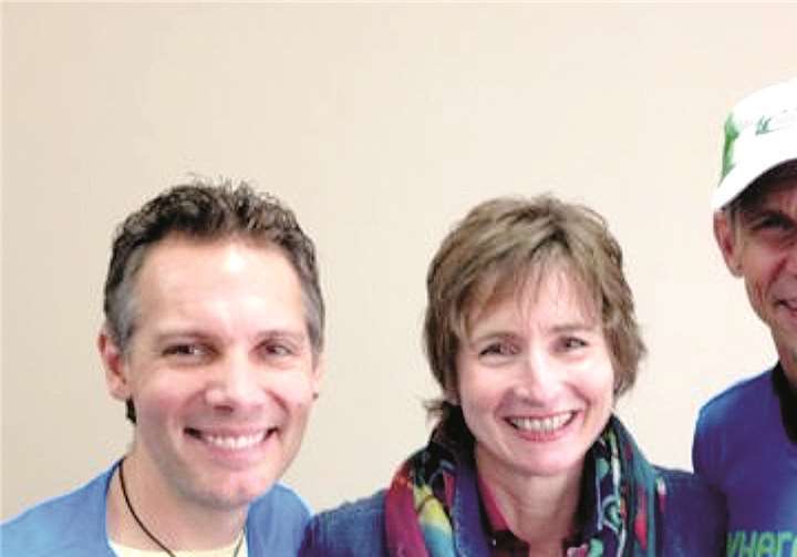 Ute Simon-Adorf mit Jeff Galloway (r.) und Chris Twiggs.privat