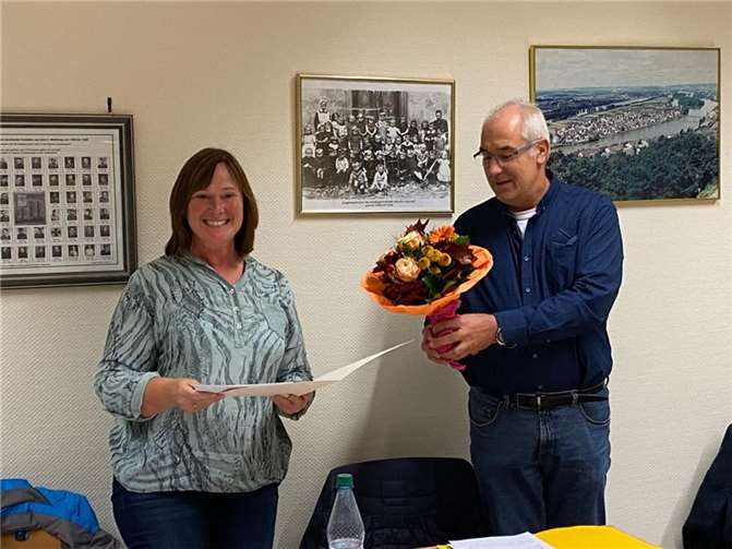 Ute Steinebach feierte ihr 25-jähriges Dienstjubiläum.Quelle: VG Vallendar