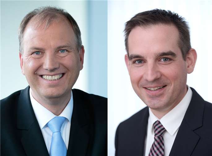 Uwe Burkert als Chefvolkswirt und Bereichsleiter Research bei der Landesbank Baden-Württemberg (LBBW) im Gespräch mit René Goldberg als Leiter des VermögensberatungsCenters der Kreissparkasse Mayen. Foto: privat