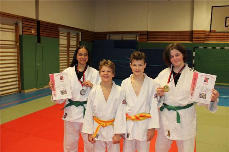 V. l.: Clara Hanna; Franek Galant; Clemens Zenker; Antonia Gärtner; es fehlt Ferdinand Busch. Foto: privat