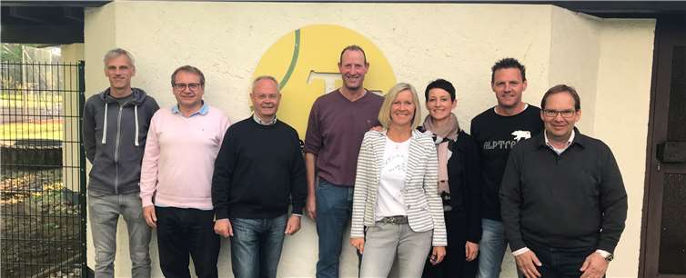 V. l. Denis Göller, Andreas Wiegand, Eddi Bord, Frank Muscheid, Stefanie Kirstätter, Barbara Keggenhoff-Alten, Patrick Kirstätter und Germar Baumgärtel. Foto: privat