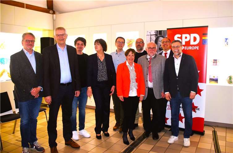(V. l.) Heiko Hecking, BgM Banken, BgM Dahm, Martina Koch, Denis Waldästl, Ute Krupp, Dirk Heiden, Kalle Kerstholt, Michael Rohloff, Markus Pütz. Foto: privat