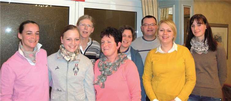 (V. l) Henny Samson, Sarah Böttner, Susanne Förster,Aloysia Welsch Heinen,Eva Keusen, Christian Stock und Monika Stanulewicz.Privat