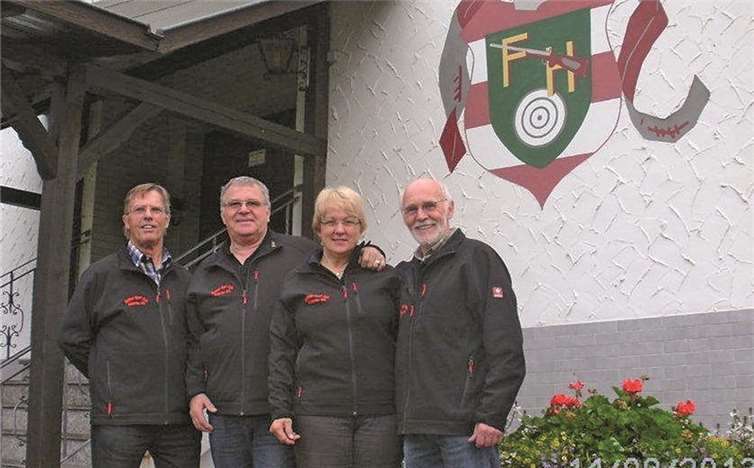 (V. l.) Toni Risse, Horst Becker, Birgit Becker und Robert Korden.Privat