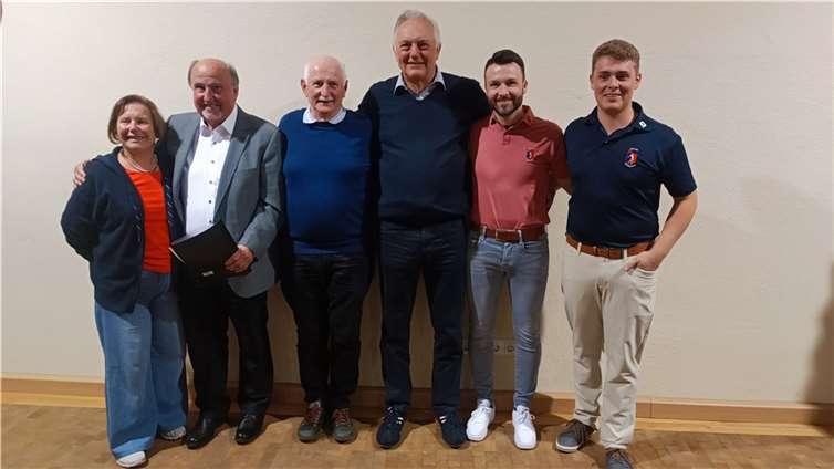 V. l. n. r.: Dr. Jutta Zimmermann, Manfred Ostermann, Bernd Hannus, Bernhard Wilhelms, Alexander Nitsche und Jannik Oster.  Foto: Golfclub Cochem/Mosel e.V.