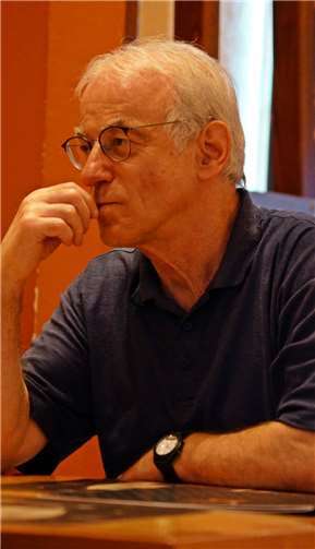 VCN-Vorsitzender Raimund Lepki ist zurzeit auf der Suche nach weiteren Spielerinnen für die kommende Saison. Fotos: Josef Dehenn