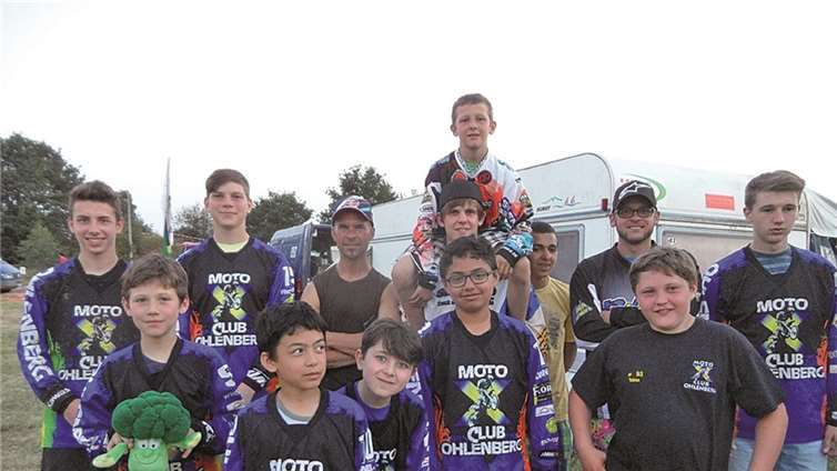 V.R.v.l.: Winston Heberer (Linz), Daniel Weiß (Troisdorf), Jannis Mertins(Heister), Dennis Weiß (Troisdorf), Tobias Kessel (Hennef), h.R.v.l.: Nico Wester(Ohlenberg), Vincent Hütsch (Ohlenberg), Jürgen Küppers (Grevenbroich), Steve Brassel (Neustadt) und Fabian Trossen (Linz), Niko Blankenheim (Neustadt), Michael Iven (Ohlenberg), Erik Full (Datzeroth).privat