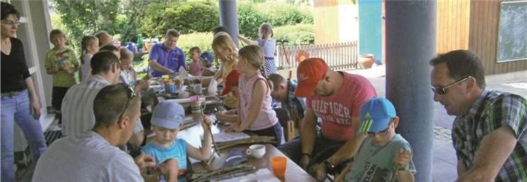 Väter und Raubacher Kindergartenkinder verbrachten einen gemeinsamen schönen Tag. privat