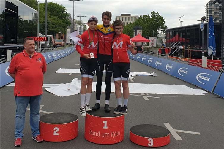 Valentino (links) und Niklas (rechts) auf dem Podest der BZM 2023. Foto: Familie Zandegiacomo de Lugan