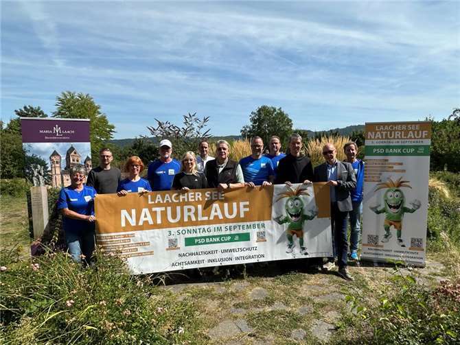 Am 21. September „ruft“ der Laacher See Veranstalter und Unterstützer freuen sich auf den „49. Internationalen Laacher See Naturlauf mit 20. PSD Bank Cup“.  Foto: Stefan Pauly/VG-Verwaltung Mendig