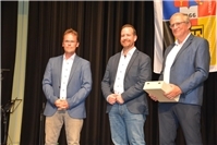 Verbandsgemeindebürgermeister Timo Kanzinger, Ortsbürgermeister Alexander Weber ...
