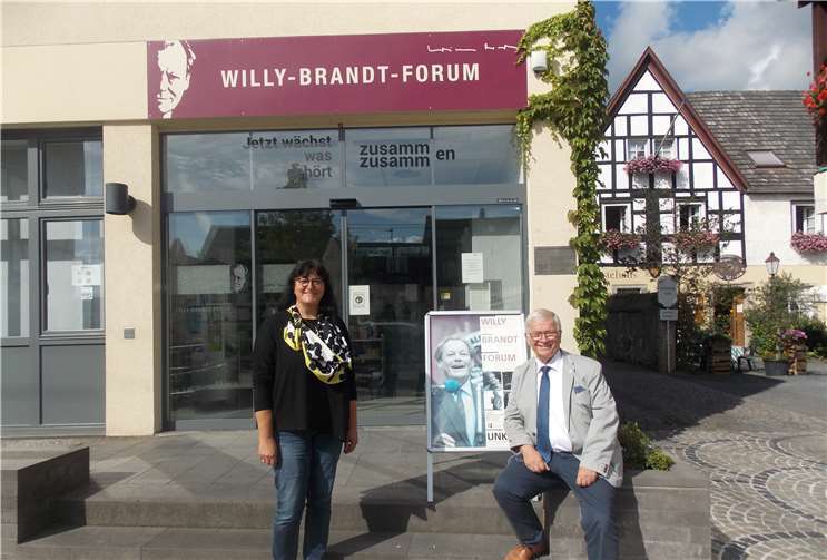 Verbindungen schaffen und halten: Willy Brandt hätte an dem Austausch zwischen seiner Kulturstadt und Kamen wohl auch seine Freude gehabt.Quelle: Stadt Unkel