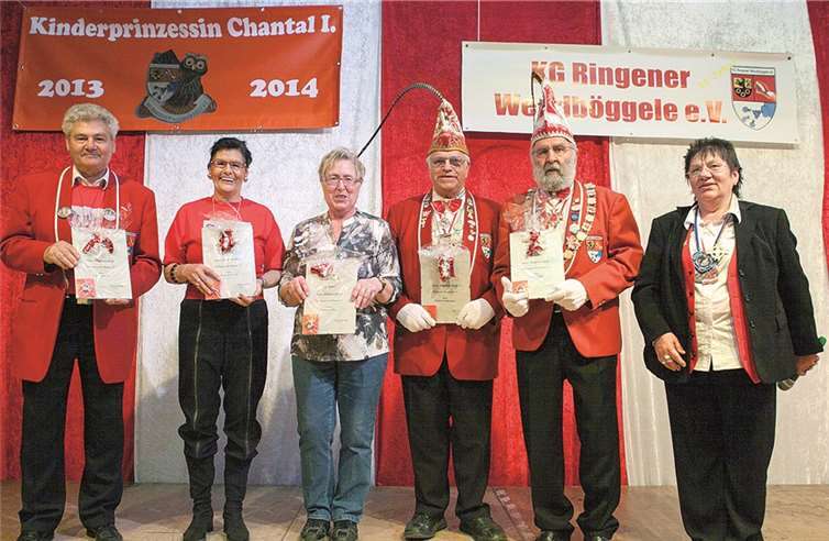 Verdiente Mitglieder wurden ausgezeichnet (v.l.): Dieter und Margret Lanzsch, Annemie Zabbei, Willi Hoffzimmer, Albert Zabbei und Vizepräsidentin Sigrid Mücke.VJ