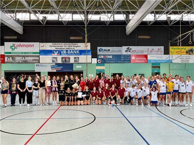 Vereine aus der Region und von weiter entfernt nahmen tei.  Foto: TV Engers