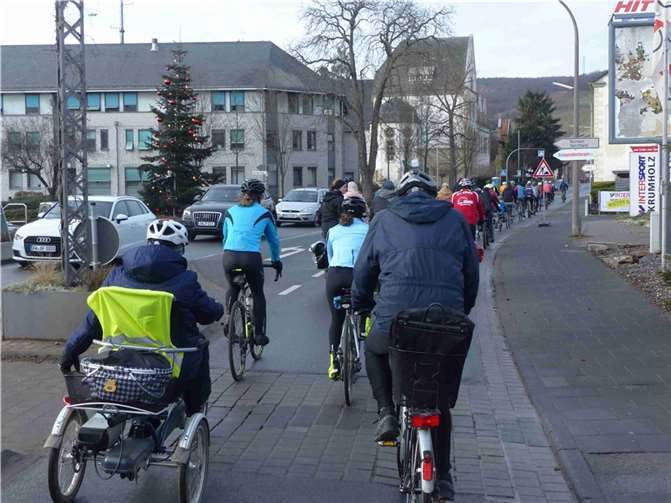 Vergangenen Samstag kamen wieder zahlreiche Fahrradfahrer und -fahrerinnen aller Altersklassen in Bad Neuenahr zusammen, um auf die zunehmende Bedeutung des Fahrrads als wichtiges Verkehrsmittel aufmerksam zu machen.Foto: privat