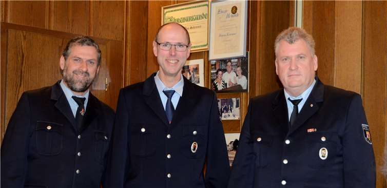 Verleihung des silbernen Feuerwehrehrenkreuzes an Christoph Willmes. privat