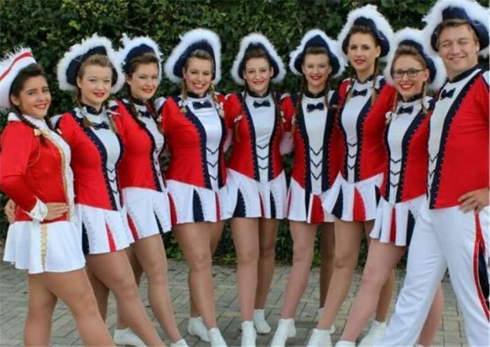 Verschiedene Garden sind für die Deutsche Meisterschaft Qualifiziert. privat