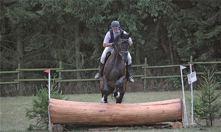 Verschiedene Hindernisse mussten übersprungen werden.privat
