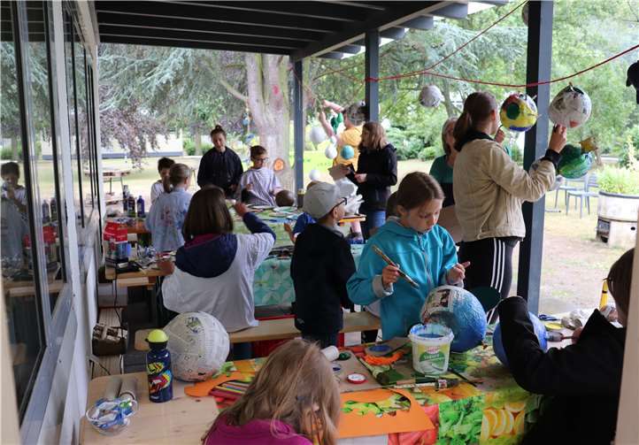 Verschiedene Kreativworkshops wurden von den Kindern gut angenommen.
