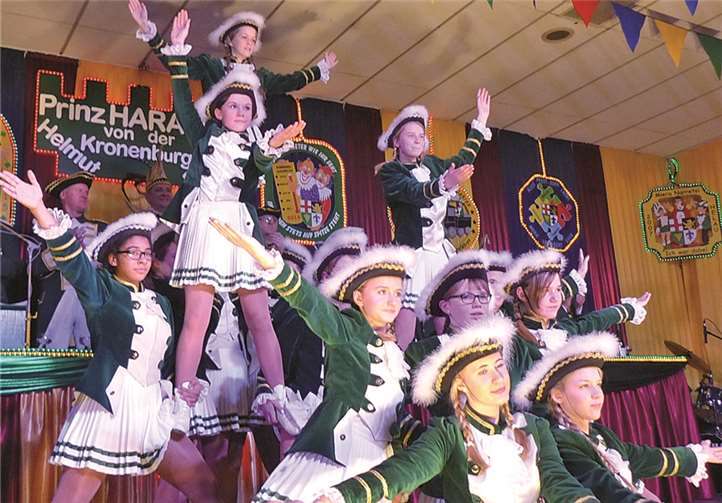 Verschiedene Tanzgruppen wussten die Karnevalisten zu begeistern.