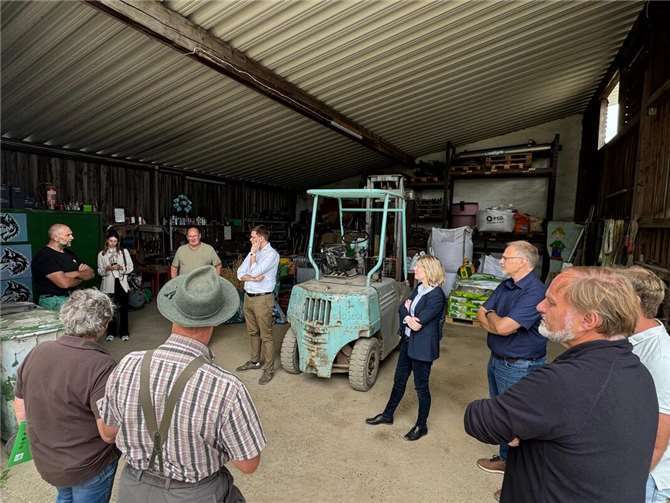 Landwirte loben offenen Austausch mit CDU-Vertretern Vertreter aus Milchviehhaltung, Ackerbau und Schäferei brachten ihre Anliegen ein. Foto: privat